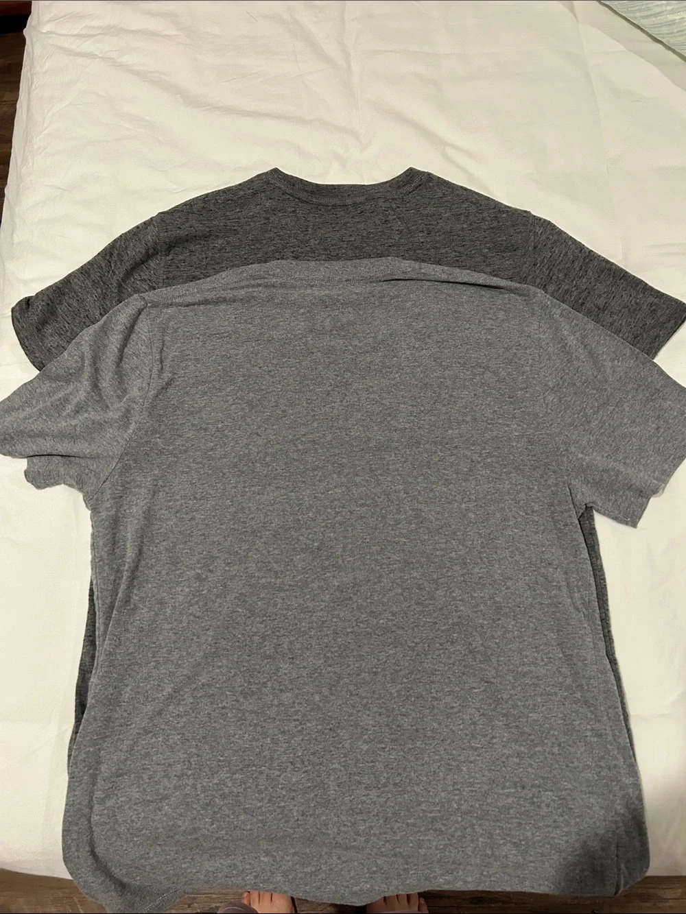 Old Navy Grey Graphic Crewneck Tee with Black & White Print